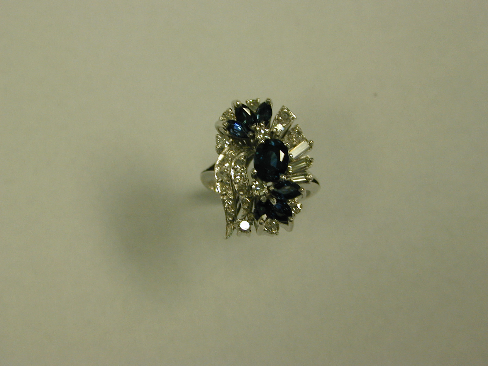 HMR2-732